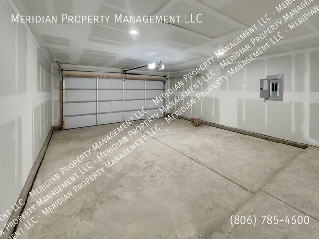 Building Photo - 2128 Kokomo-