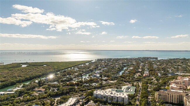 Building Photo - 210 Seaview Dr