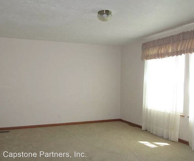 Building Photo - 4 br, 3 bath House - 3100 W Sunnybrook St