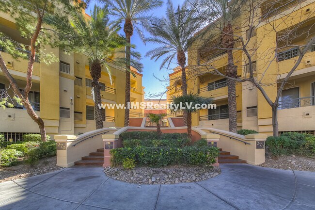 Building Photo - 270 E Flamingo Rd