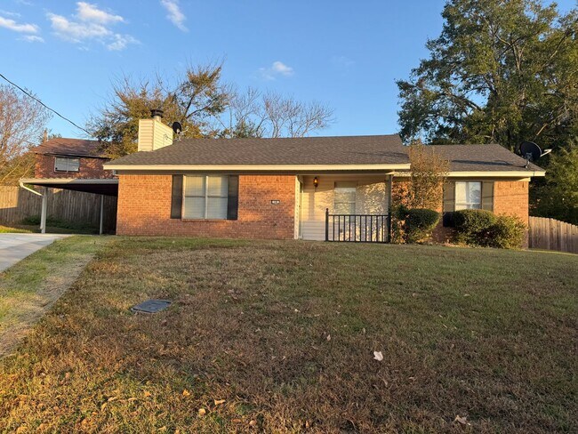 Primary Photo - Beautiful 3 Bedroom home in Springhill ISD