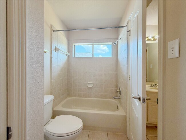 Building Photo - 5714 Brennan Ridge Ln