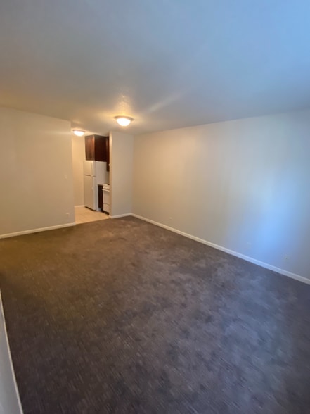 Building Photo - 1810 E St