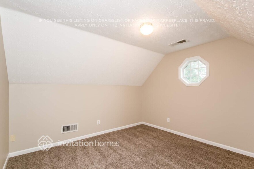 Building Photo - 1420 Great River Pkwy SE