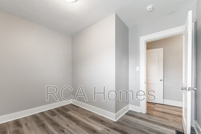 Building Photo - 3416 N Capitol Ave