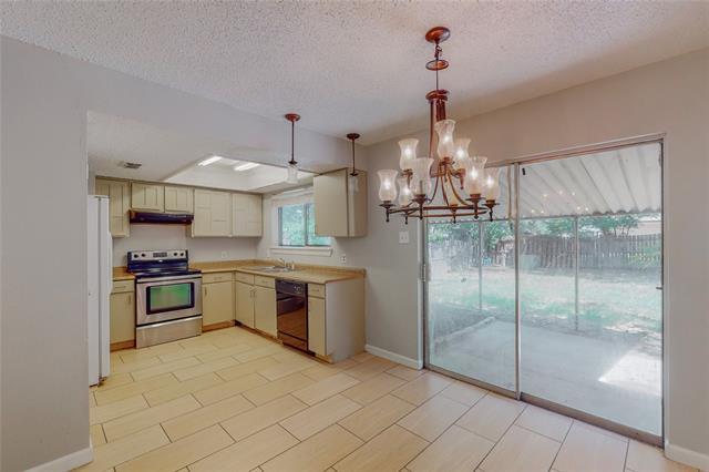 Building Photo - 2307 Dartmouth Dr