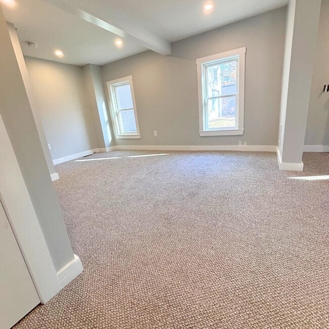 Building Photo - 301 Central St