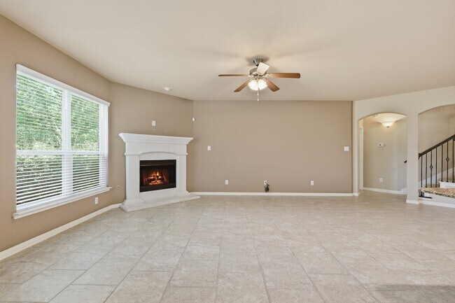 Building Photo - 5815 Creek Crossing Ct