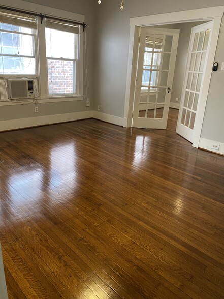 Living Room - 812 Branard St