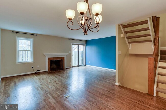 Building Photo - 839 N Greenbrier St