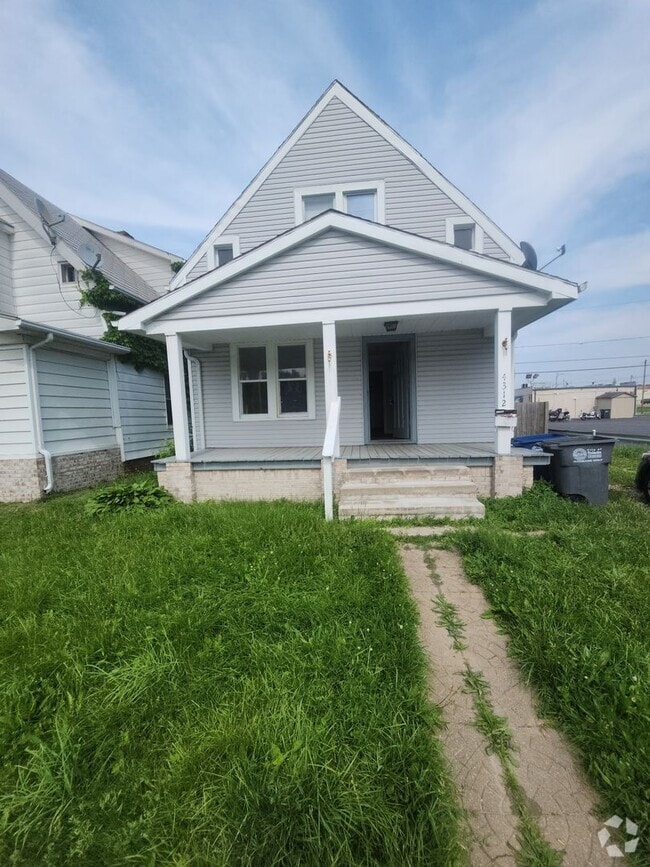 Building Photo - 3 Bed 1 Bath