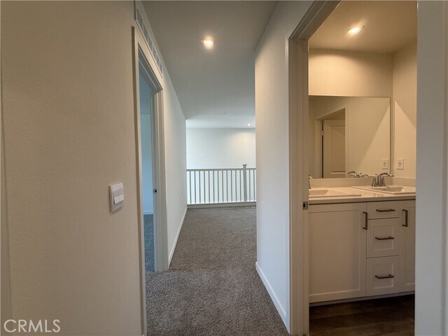 Building Photo - 16040 Olivas Ln