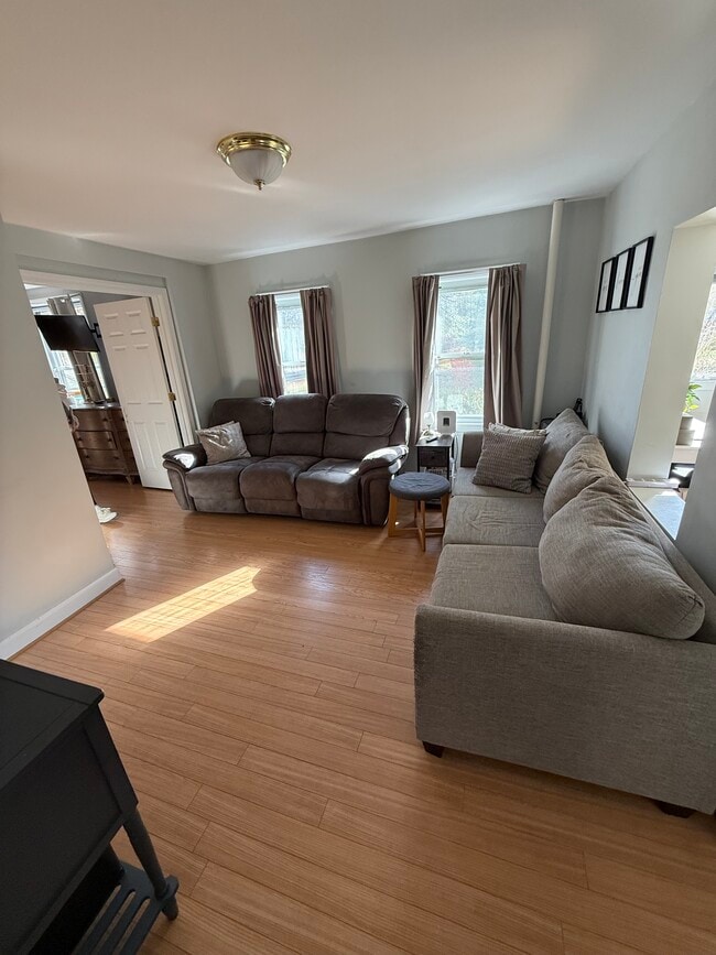 Building Photo - 248 Douglas Pike