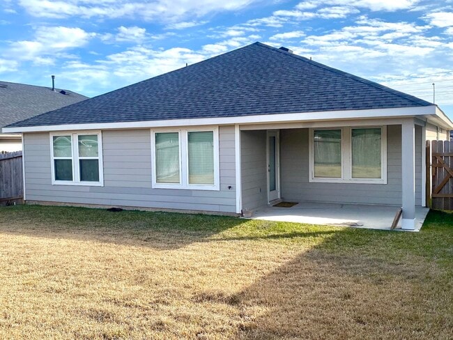 Building Photo - 31710 Carlisle Cv Ct