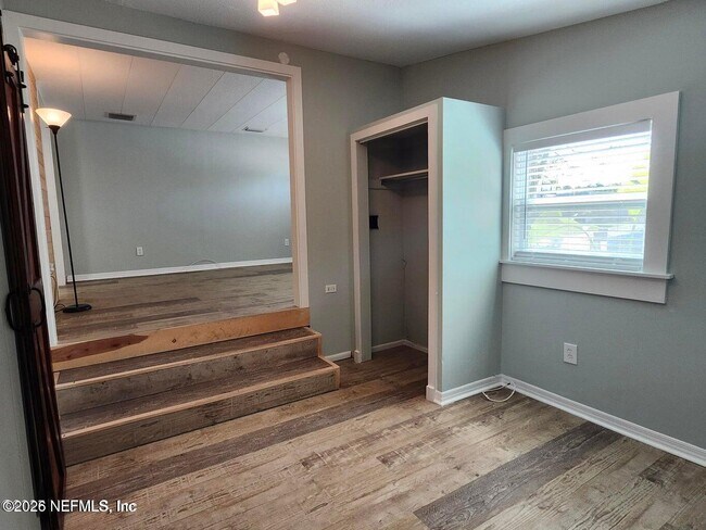 Building Photo - 126 Phoenetia Dr