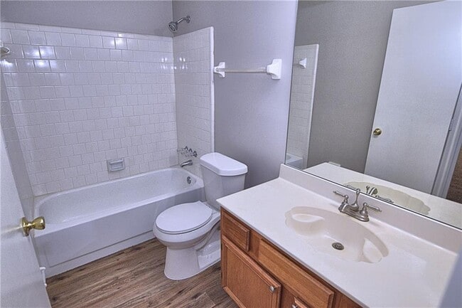 Building Photo - 4840 Jones Bridge Pl Dr