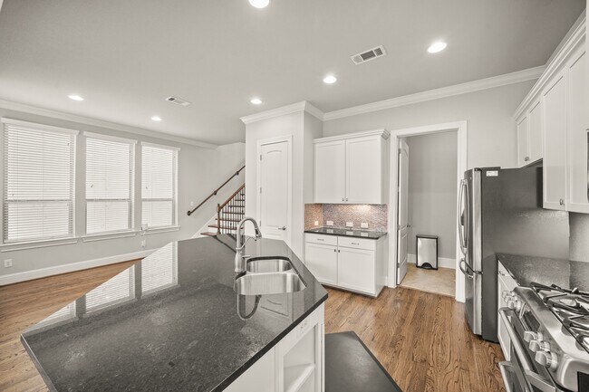 Building Photo - 1227 Creekside Acres Ct