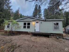 Building Photo - 2 Bedroom, 2 Bathroom in the Cusick Countr...