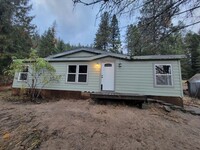 Building Photo - 2 Bedroom, 2 Bathroom in the Cusick Countr...