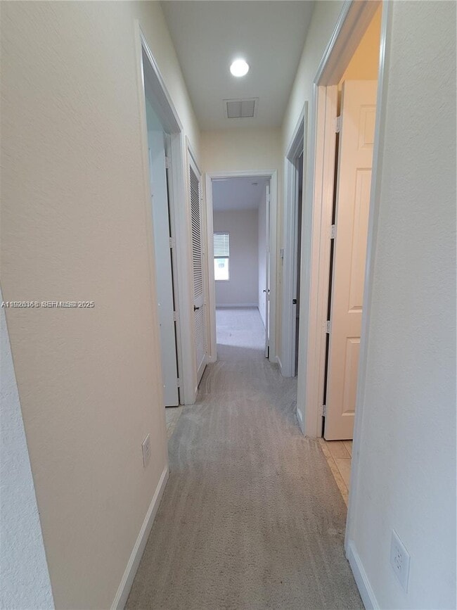 Building Photo - 6033 NW 118th Dr