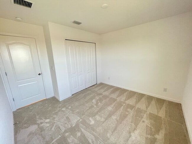 Building Photo - Williams Preserve-Brand New Townhouse-354 Annabelle Way Davenport