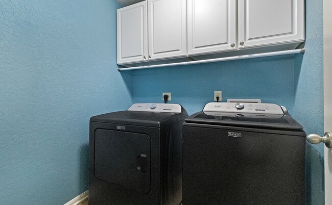 Building Photo - 10607 Tansy Canyon