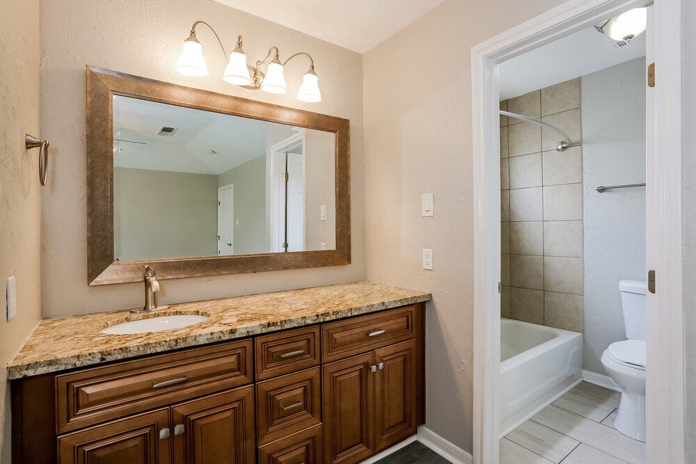 Building Photo - 2613 Orion Dr