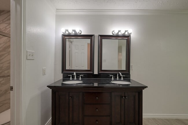 Building Photo - 25747 Timber Lakes Dr