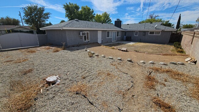 Building Photo - 45010 18th St W