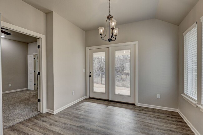 Building Photo - 5712 Campbell Creek Dr