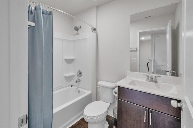 Building Photo - 11722 Braemar Village Dr