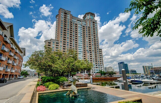 Building Photo - 100 Harborview Dr