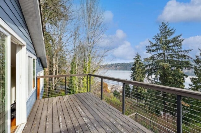 Building Photo - 2 bedroom in Seattle WA 98125