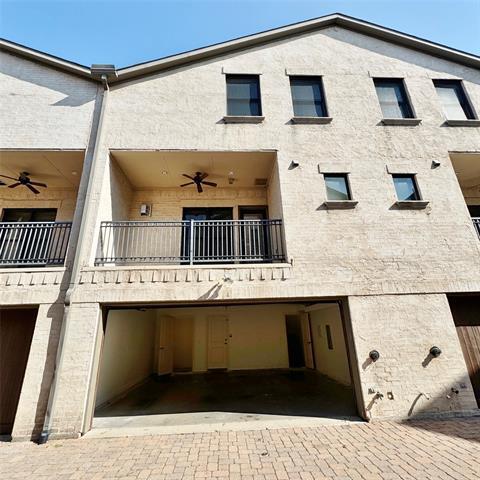 Building Photo - 4153 Hyer St