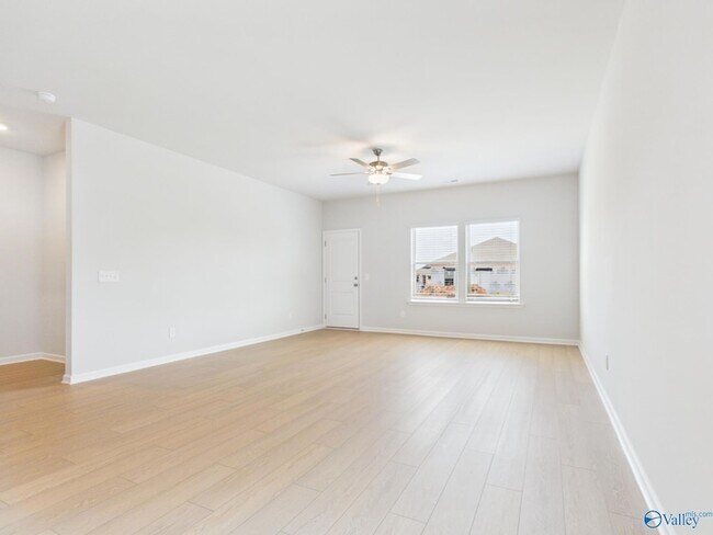 Building Photo - 136 Whitner Dr