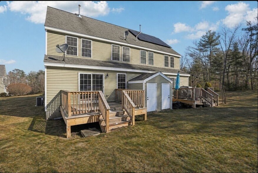 Building Photo - 18 Alden Dr