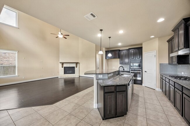 Building Photo - 27903 Hunters Rock Ln