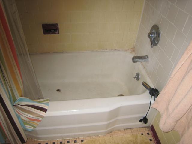 Building Photo - 1868 Commonwealth Ave