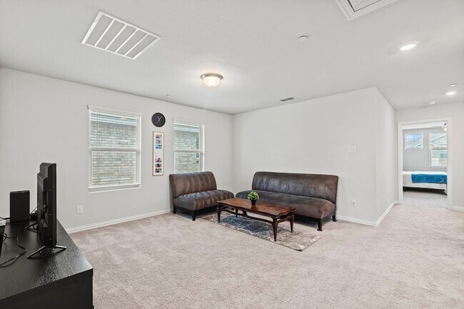Building Photo - 4014 Saddlehorn Wy