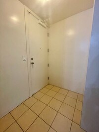 Building Photo - Furnished 1 Bed and 1 Bath at Kaiolu Sunrise !