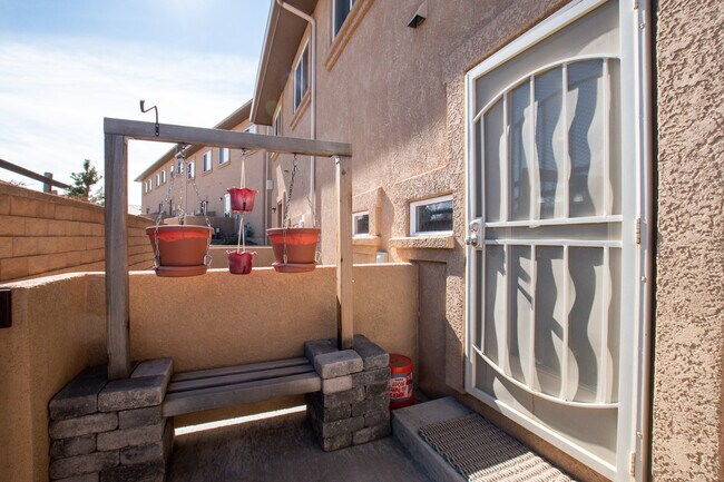 Building Photo - 4363 Susie View