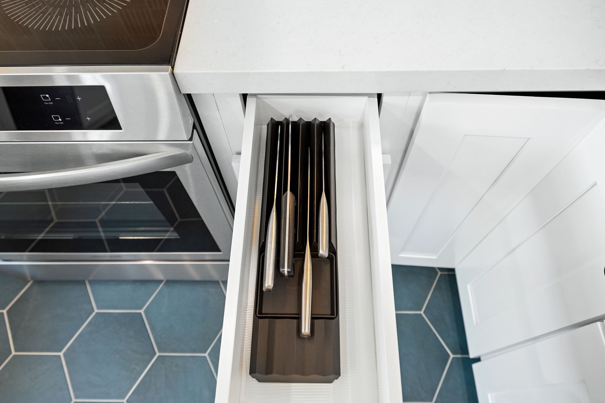 Building Photo - 3758 Gaviota Ave