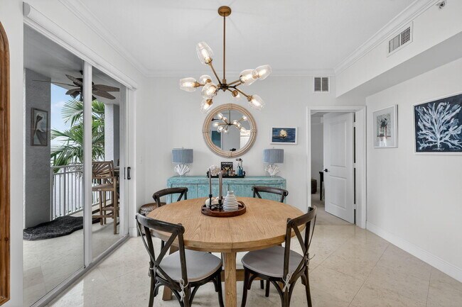 Building Photo - 675 NW Flagler Ave