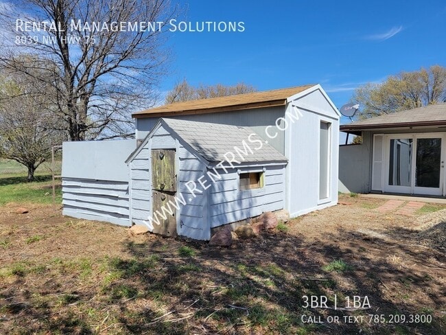 Building Photo - ***COUNTRY LIVING***