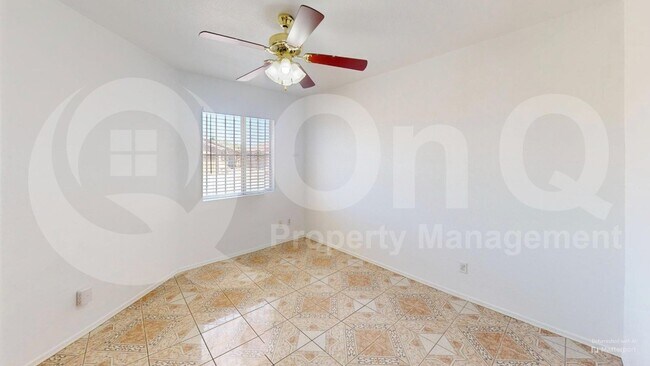 Building Photo - 2152 W Burlwood Way