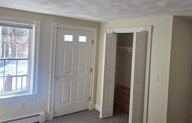 Building Photo - 35 Old Lantern Ln