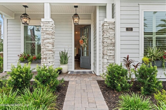 Building Photo - 192 Pk Ctr Ave