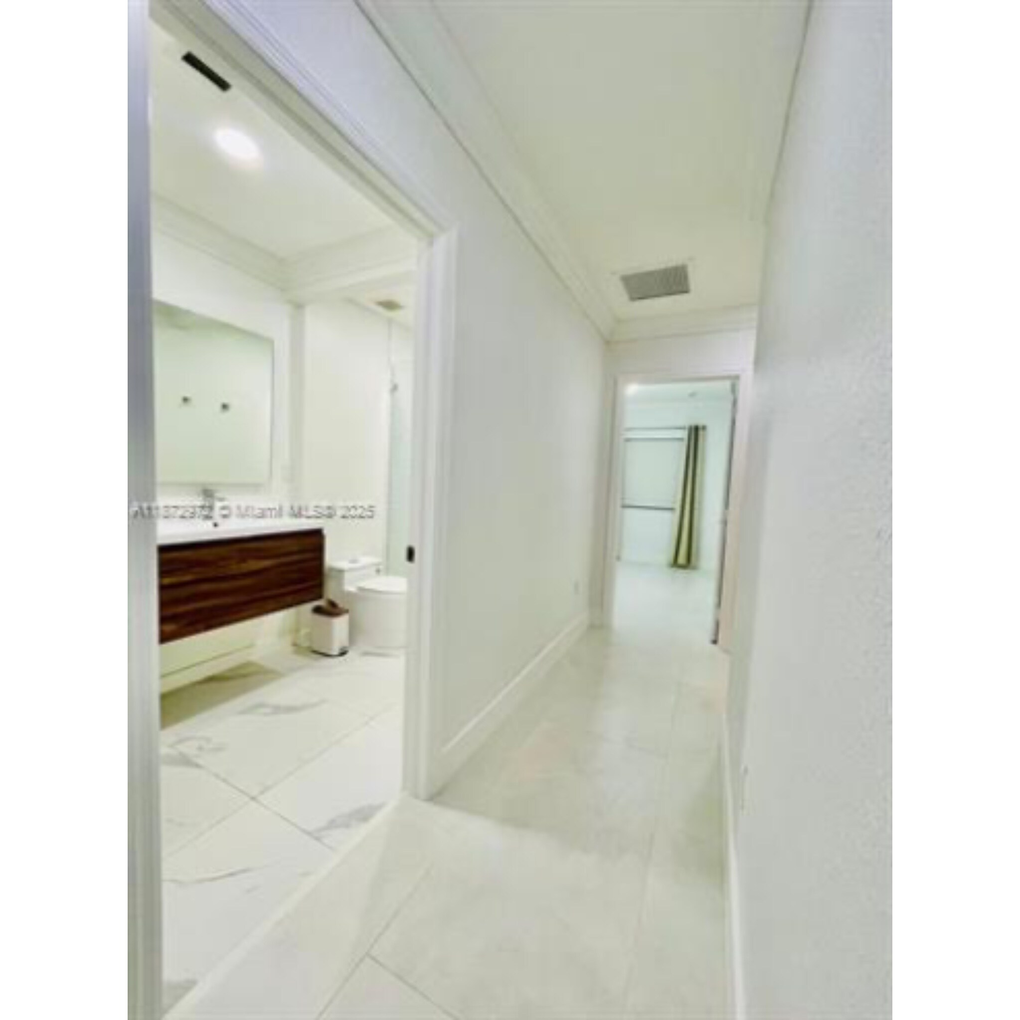 Building Photo - 3105 SW 143rd Ct