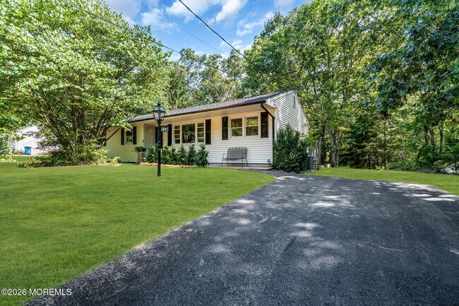 Building Photo - 138 N Cooks Bridge Rd
