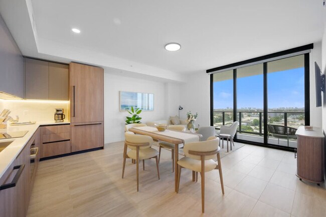 Building Photo - 580 72nd St